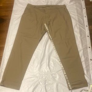 Lululemon Pants.  49-4